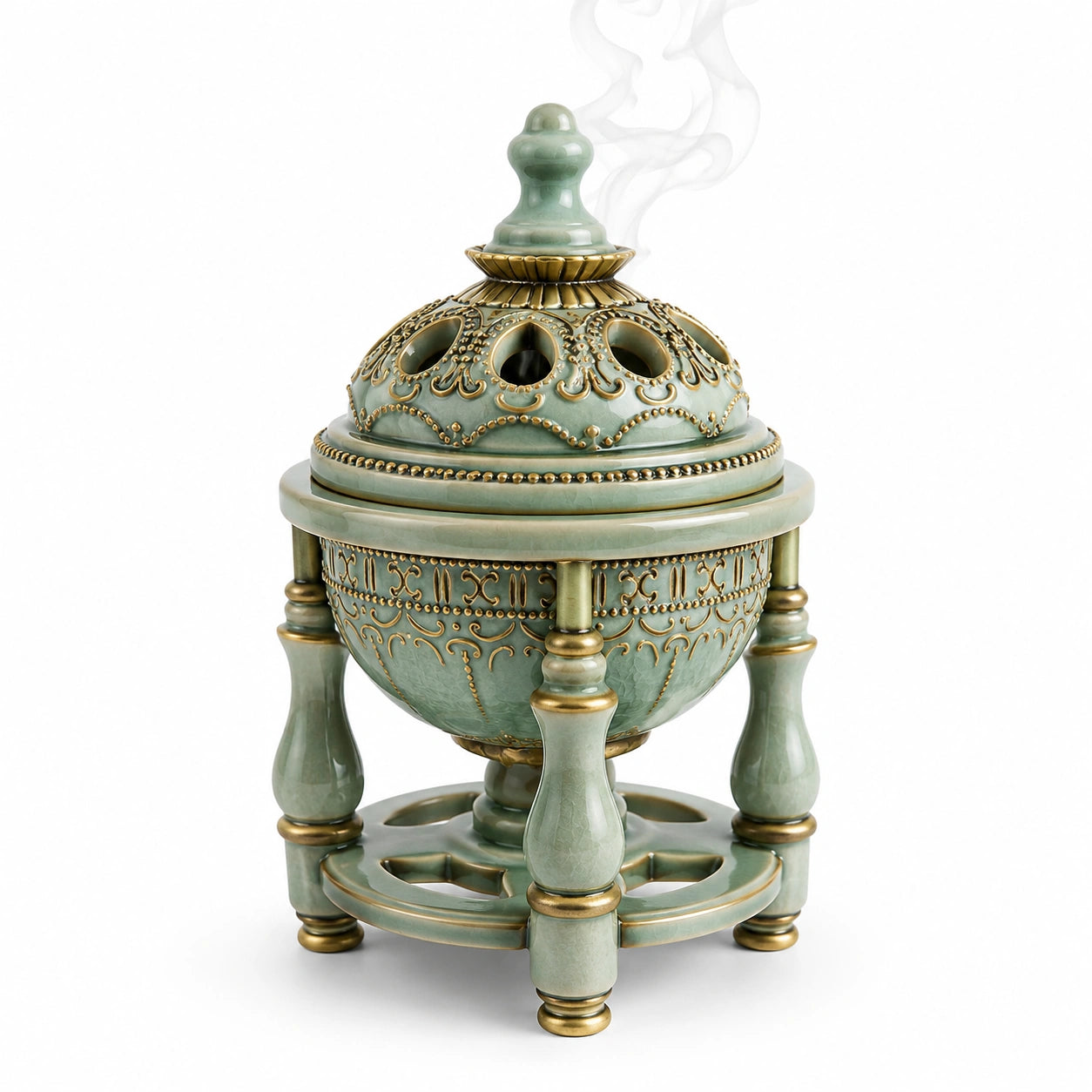 Brûleur d'encens en céramique vert et doré avec motifs ajourés